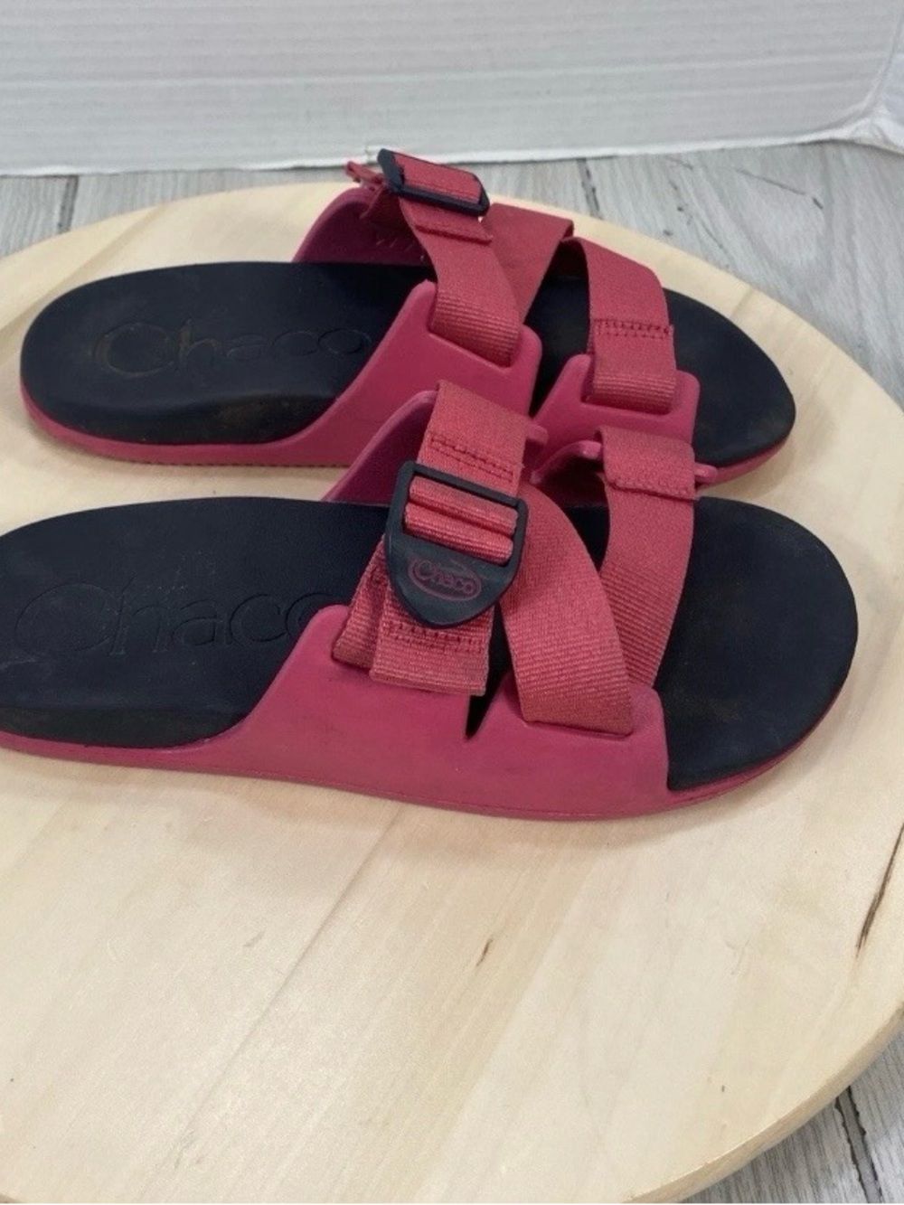 Chaco Chillos Pink  Slip On Sandals Women’s Summer Beach Shoes Sz 7